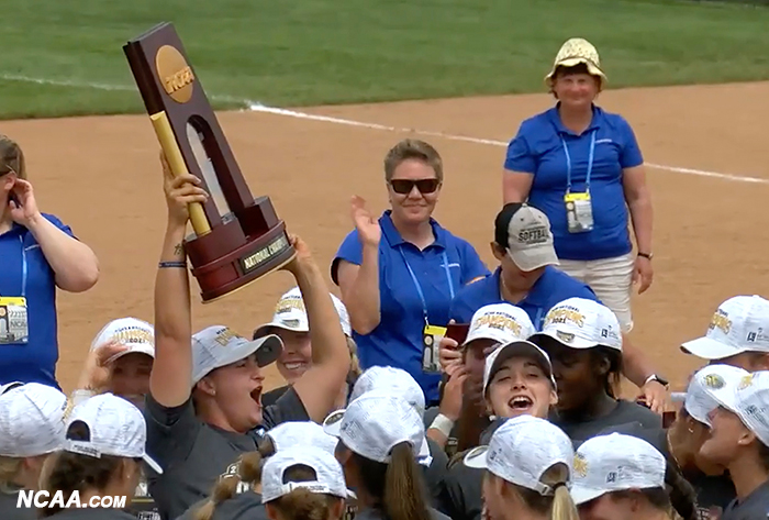 NFCA, Division III, D3, NCAA, finals, championship, coaches, softball, fastpitch, University, College